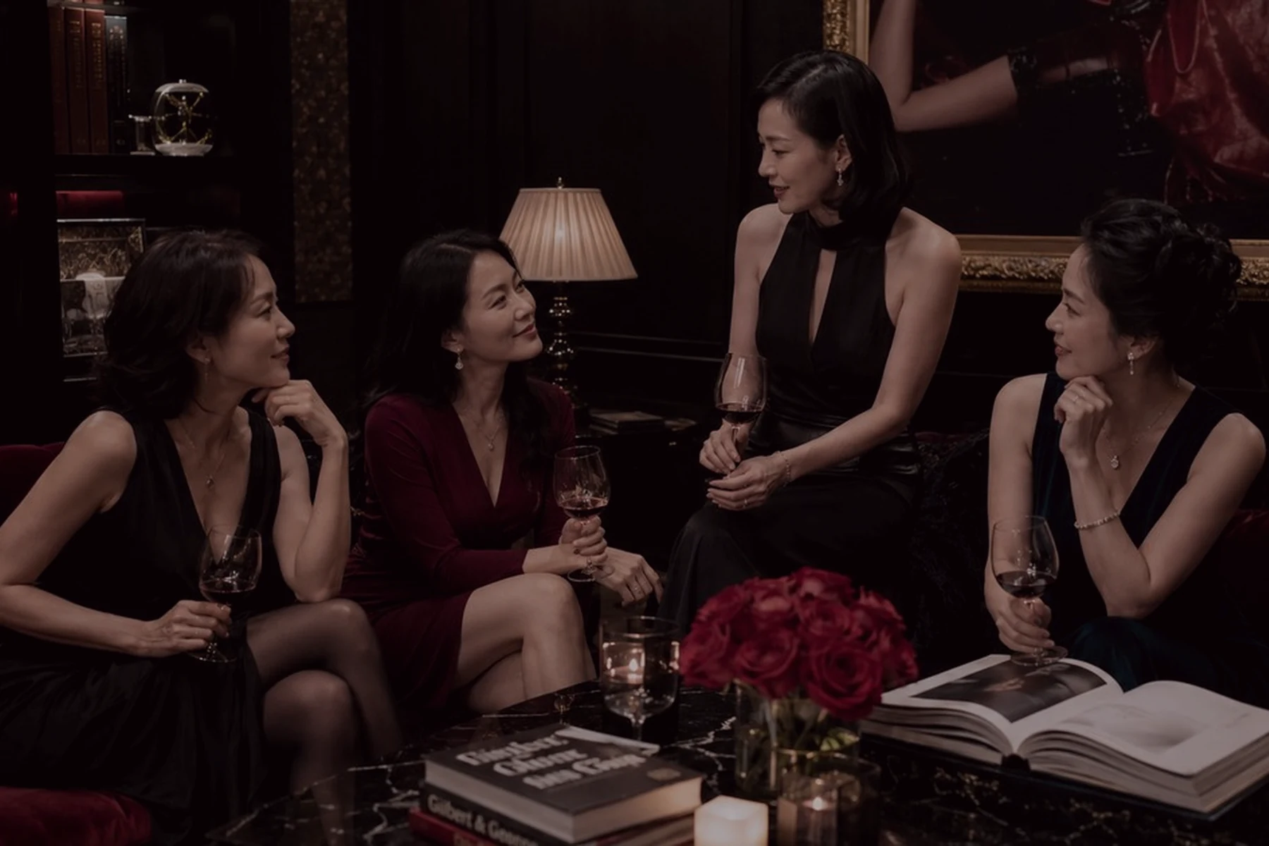 女性会员私享沙龙与深夜聚会氛围